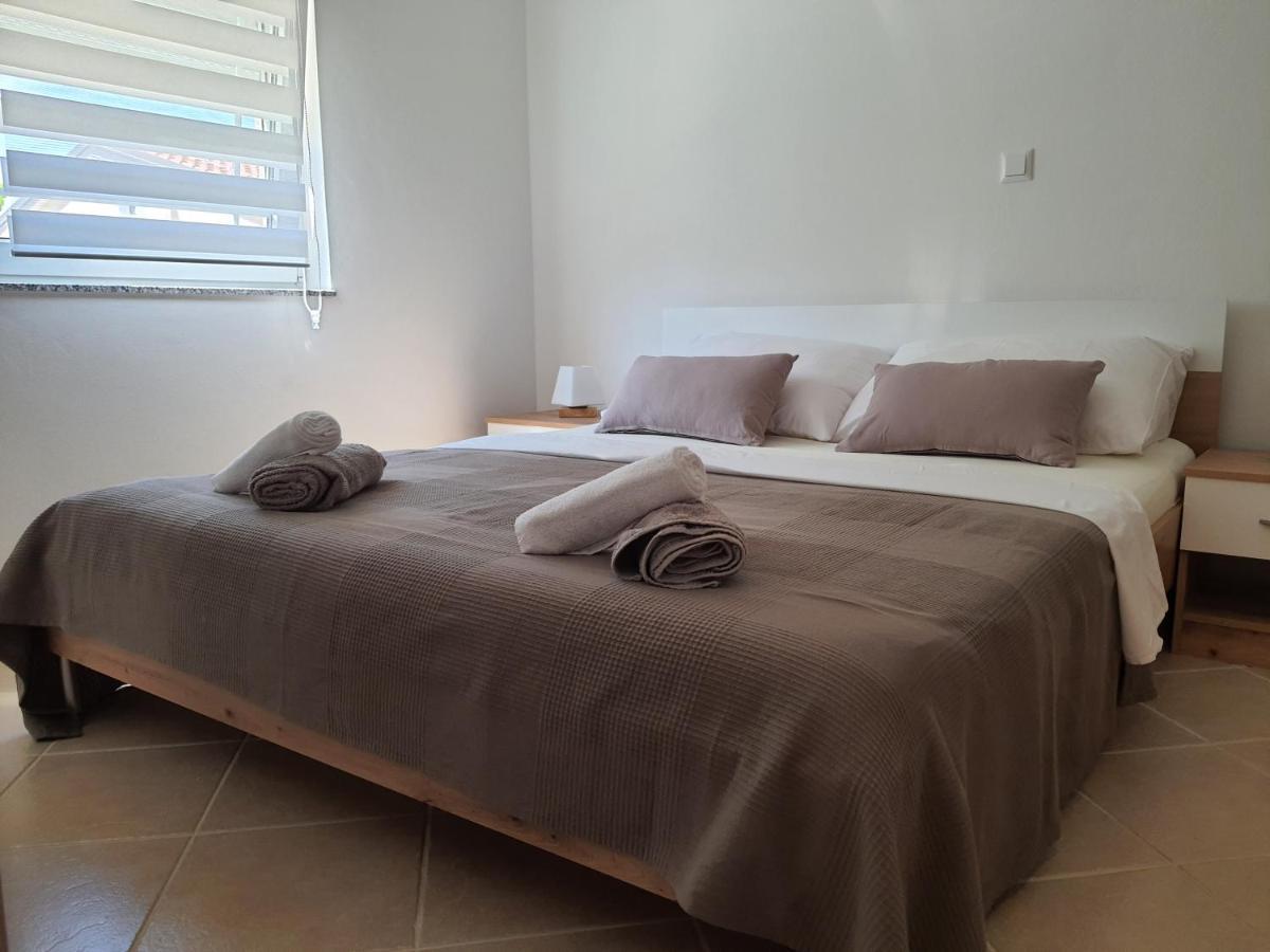 Zrinec Apartment Vir Bagian luar foto
