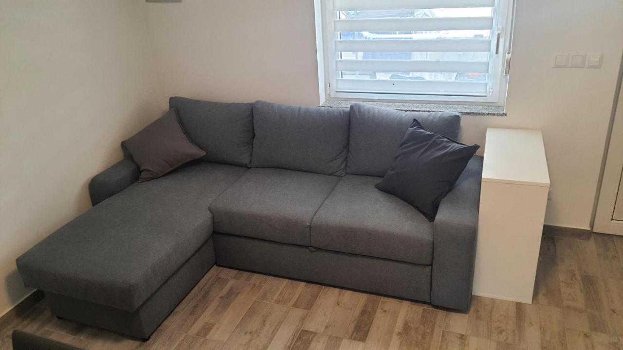 Zrinec Apartment Vir Bagian luar foto