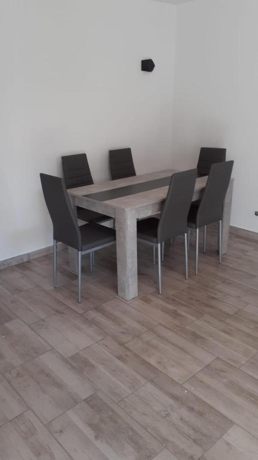 Zrinec Apartment Vir Bagian luar foto